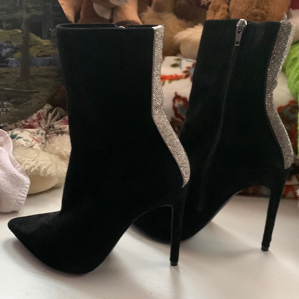 Black boot heels